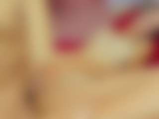Live cam show with ChloeOhiggins - Orgasm on Uber Horny