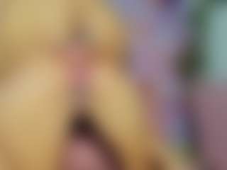 ChloeOhiggins's Live Sex Cam Show