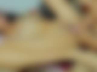 Live cam show with ChloeOhiggins - Drinking on Camiplay Live