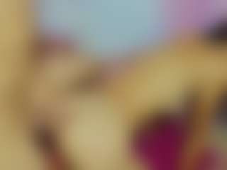 Live cam show with ChloeOhiggins - Ass Bouncing on Camsoda
