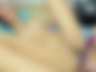 Live cam show with ChloeOhiggins - Ball Sucking on Camiplay Live