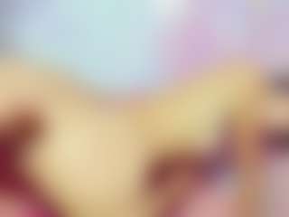 Live cam show with ChloeOhiggins - White on Camsoda | colombia