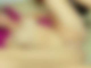 ChloeOhiggins's Live Sex Cam Show