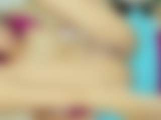 ChloeOhiggins's Live Sex Cam Show