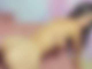 Live cam show with ChloeOhiggins - Facesitting on livesuperchat.net