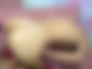 ChloeOhiggins's Live Sex Cam Show