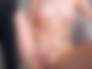 Live cam show with Eleanor-Lily - Sweet on Camsoda
