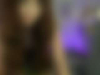 EllaYoung18's Live Sex Cam Show
