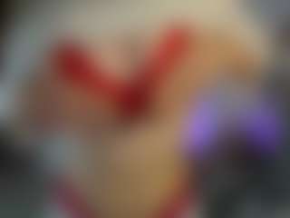 EllaYoung18's Live Sex Cam Show