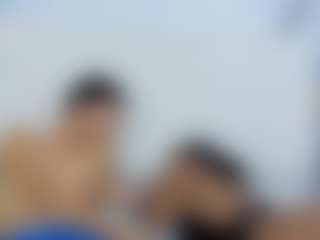 Laury-and-axel's Live Sex Cam Show