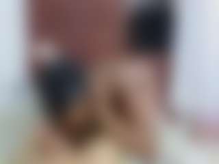 Laury-and-axel's Live Sex Cam Show