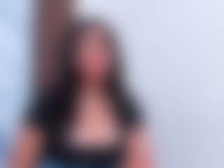 Leslyy19's Live Sex Cam Show