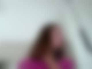 Live cam show with SherronNienow - Housewife on googirlz