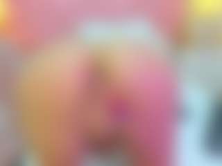 Live cam show with abbye-rose - Moaning on Camsoda