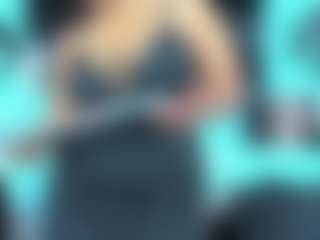 Charlot-noa's Live Sex Cam Show