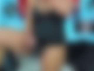 Charlot-noa's Live Sex Cam Show