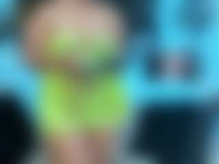 Live cam show with Charlot-noa - Shower on StripNow