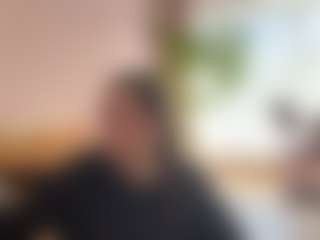 KeniaFoulds's Live Sex Cam Show