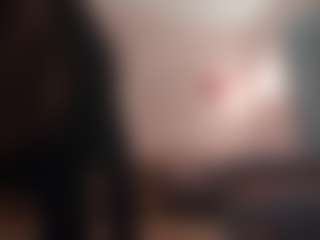 KeniaFoulds's Live Sex Cam Show