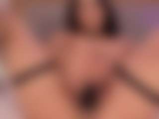 Stephany-Harlot's Live Sex Cam Show