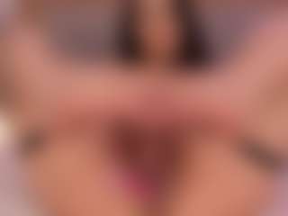 Live cam show with Stephany-Harlot - Petite Teen (18+) on live.xheat.ai