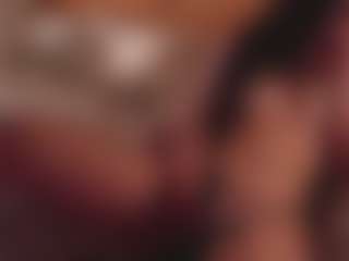 anabelcurvy MILF webcam performer live streaming