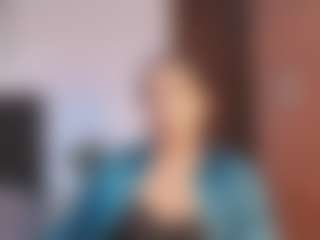 KendaallFox69's Live Sex Cam Show