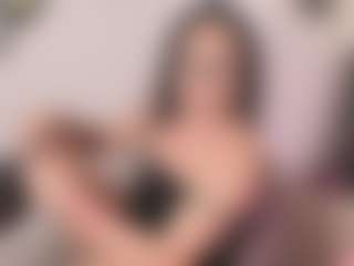 KendaallFox69's Live Sex Cam Show