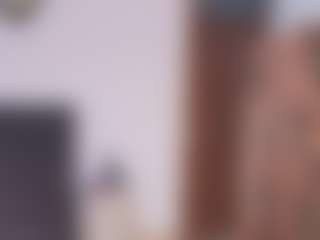 Live cam show with KendaallFox69 - Brown Eyes on Camsoda