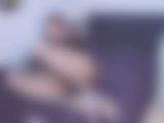 KendaallFox69's Live Sex Cam Show