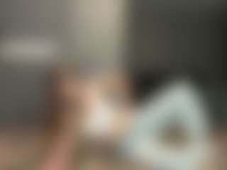 Luna's Live Sex Cam Show