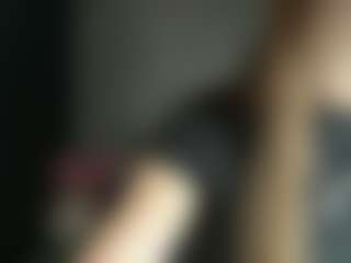 Live cam show with Luna - Athletic Amateur on Camsoda