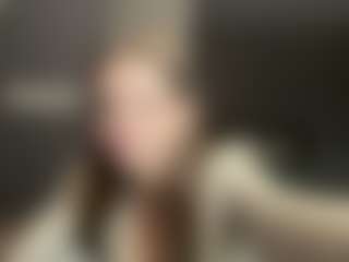 Live cam show with Luna - Body Massage on Sweet Sext