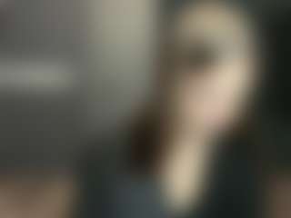 Luna's Live Sex Cam Show