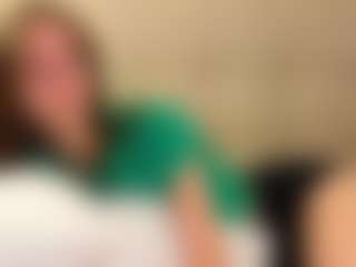 Live cam show with MarshaGriffin - Smoking on Gym Cam Girls
