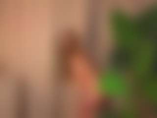 Live cam show with MarshaGriffin - Skinny on Camsoda