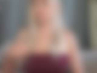 Live cam show with MilaSweetCandy - Green Eyes on WildCum