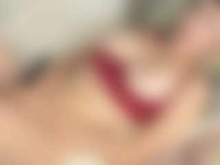 Live cam show with MilaSweetCandy - Blue Eyes on Fit Hotties