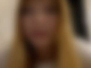 Live cam show with Karinaaa - Erotic Dance on luckytryst.com