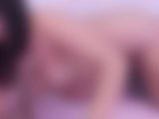 Live cam show with Symphonny - Fingers on Camsoda