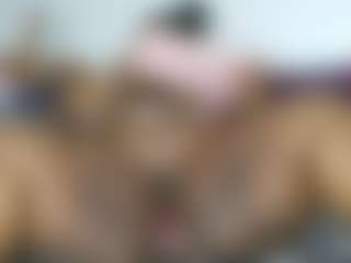 ThickianaRider's Live Sex Cam Show