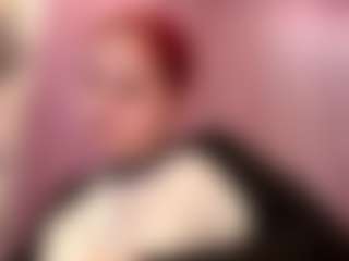 Live cam show with YukoYessios - Green Eyes on Mixed Magazine Live