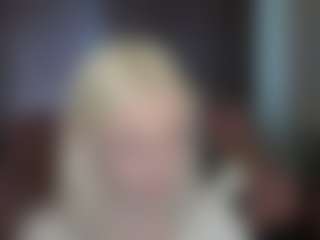 Live cam show with Enigmadesert - Nipple Piercings on AdultVida.com