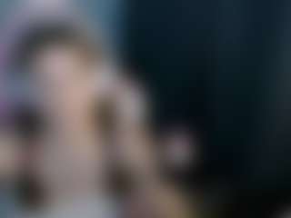 Live cam show with Helen - Gagging on Sweet Sext