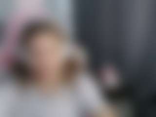 Live cam show with Helen - Tittyfuck on CamSodaAdn