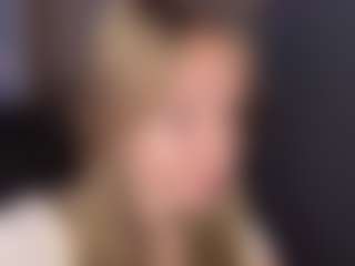 Live cam show with Tyunda - Average on chickslive.net