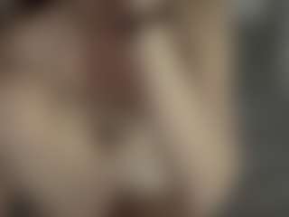 Pokaz na żywo z Sophia - Nipple Piercings na Camsoda