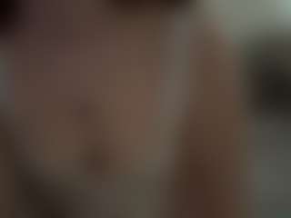 Live cam show with Sophia - Nipple Piercings on Dare Cams