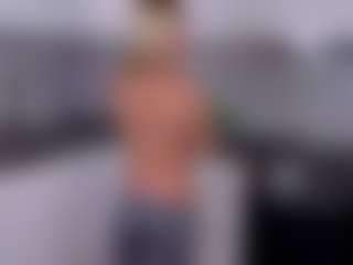 LorrianeVogl's Live Sex Cam Show