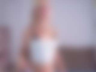 Live cam show with LorrianeVogl - Blue Eyes on LiveSexCams6